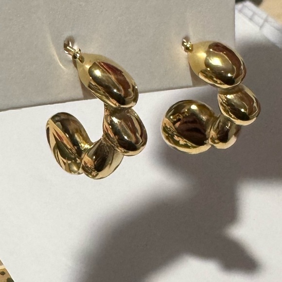 Elegant Gold toned Earrings stainless steel alloy coated shiny melting pebbles - Picture 7 of 7